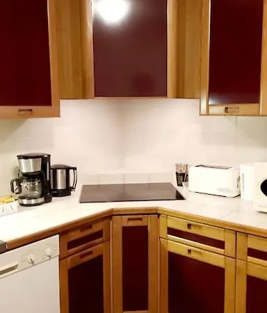 Le Jardin D'eden Apartmanhotel Château-Thierry